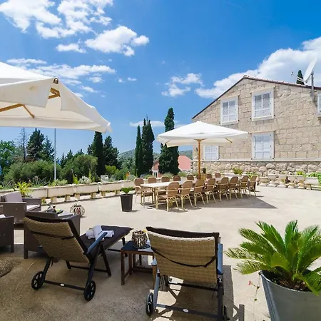 Apartments Villa Silvana * Mlini